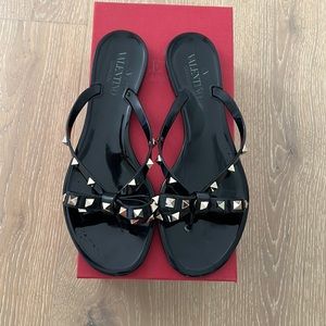 Valentino sandals  like new
